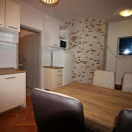 Apartment Zo-Na Povile Exterior foto